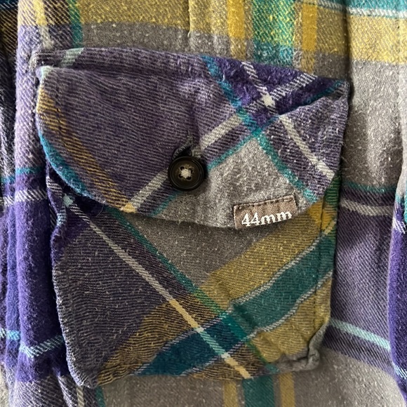 Legendary Goods Flannel Button Down Shirt - Picture 4 of 7